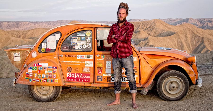 imatge de Jorge Sierra > La vuelta al mundo en un 2CV