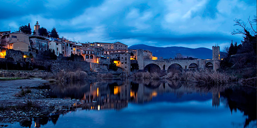 imatge de  2-4-1 Special offer to get to know the village like nobody else!